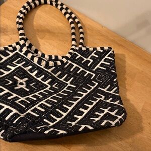Chic Black and White Geometric Tote